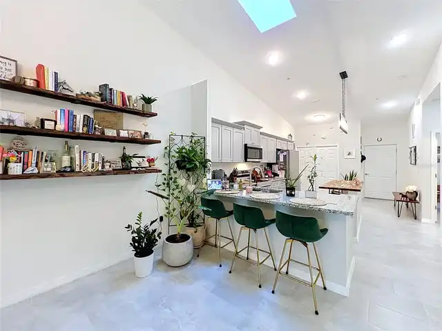Listing Photo 19