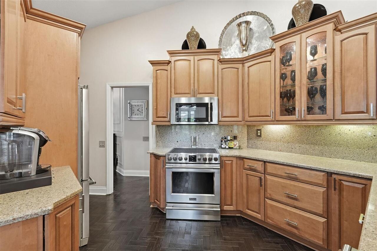 Listing Photo 8