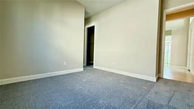 Listing Photo 24