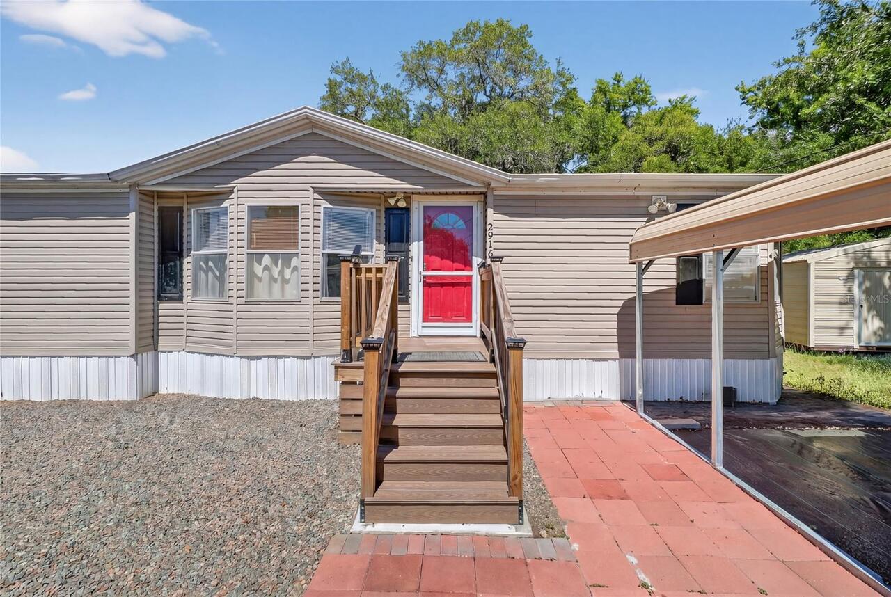 Listing Photo 10