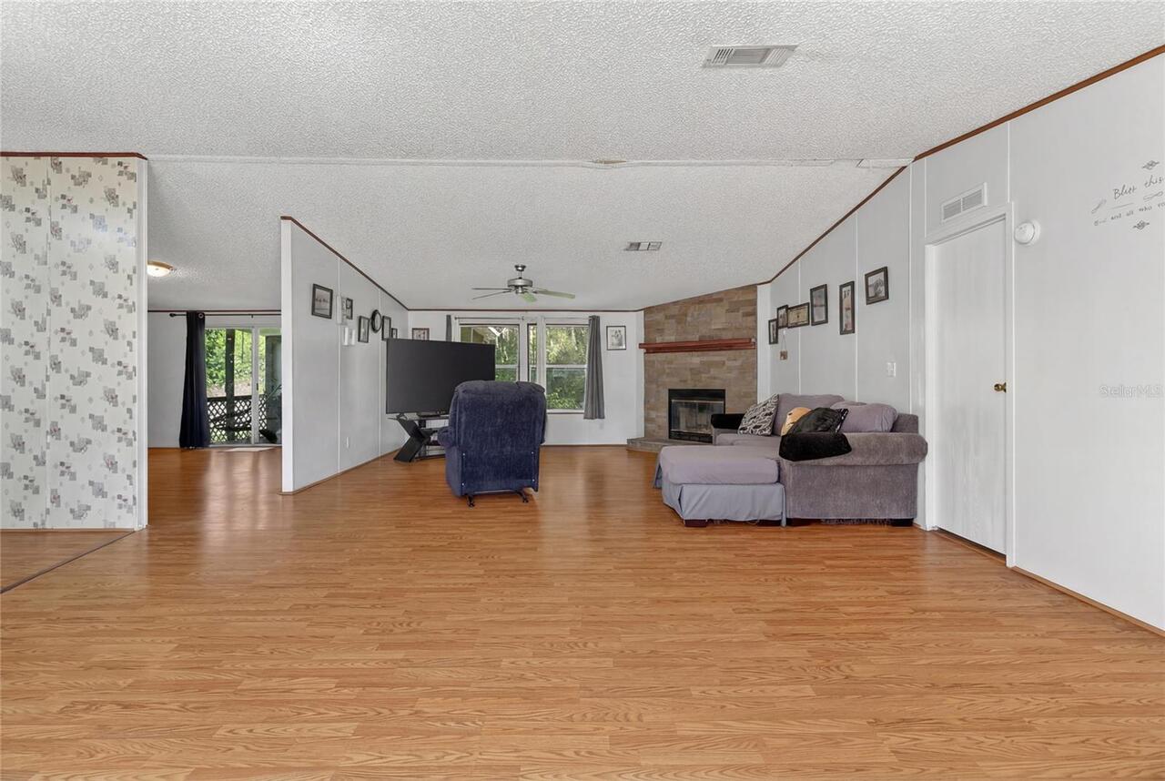 Listing Photo 13