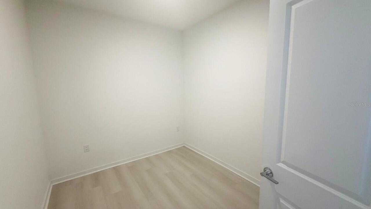 Listing Photo 33