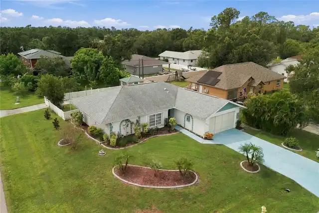Listing Photo 6