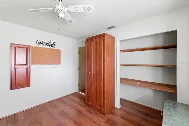 Listing Photo 22