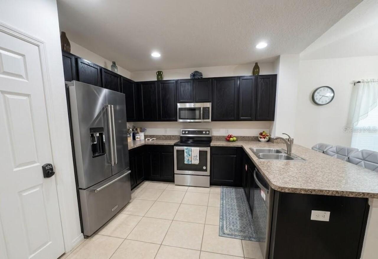 Listing Photo 8