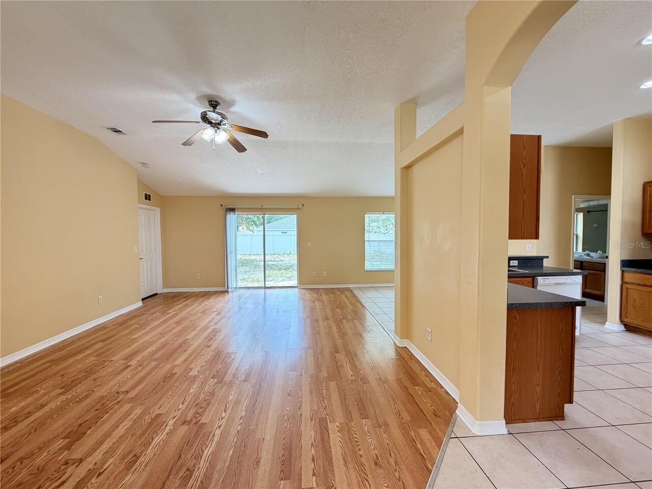 Listing Photo 17