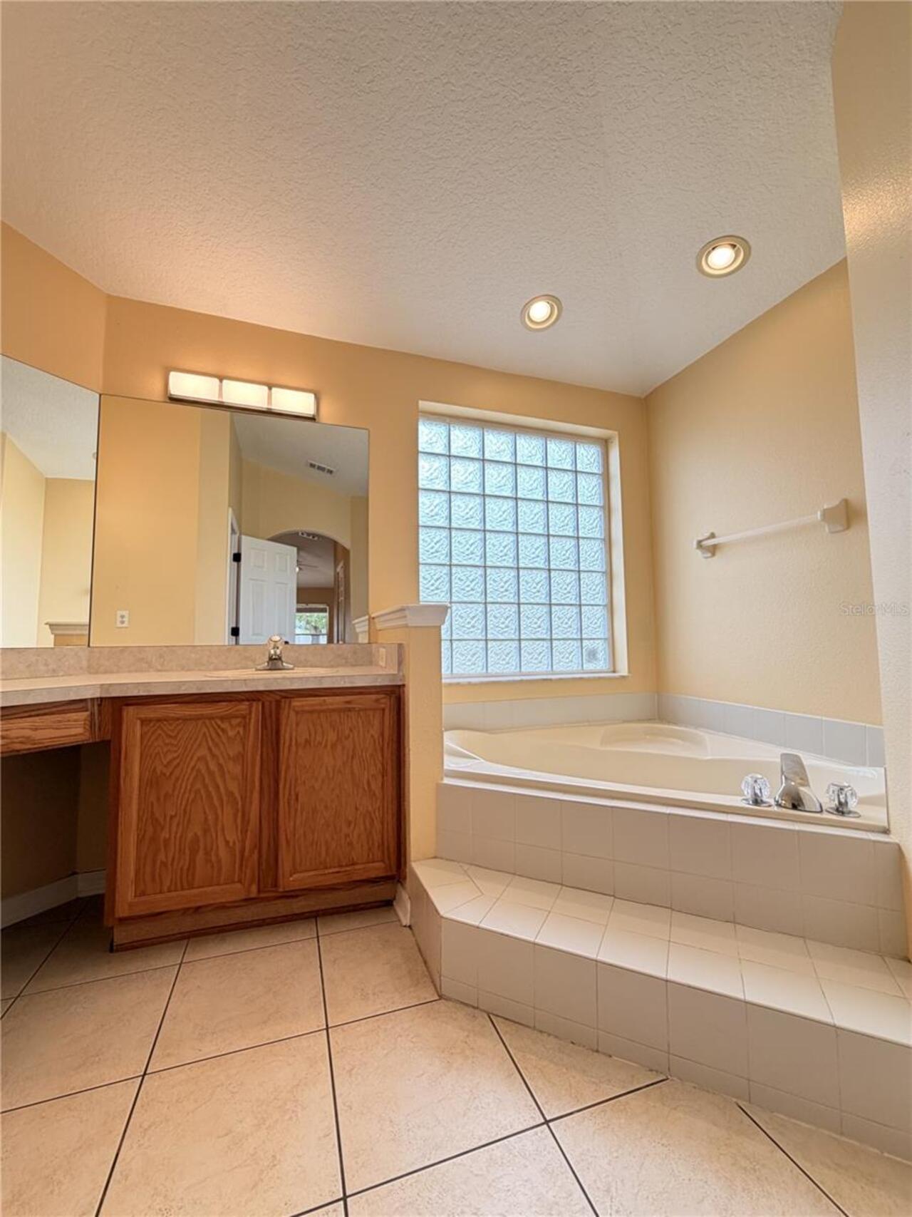 Listing Photo 35