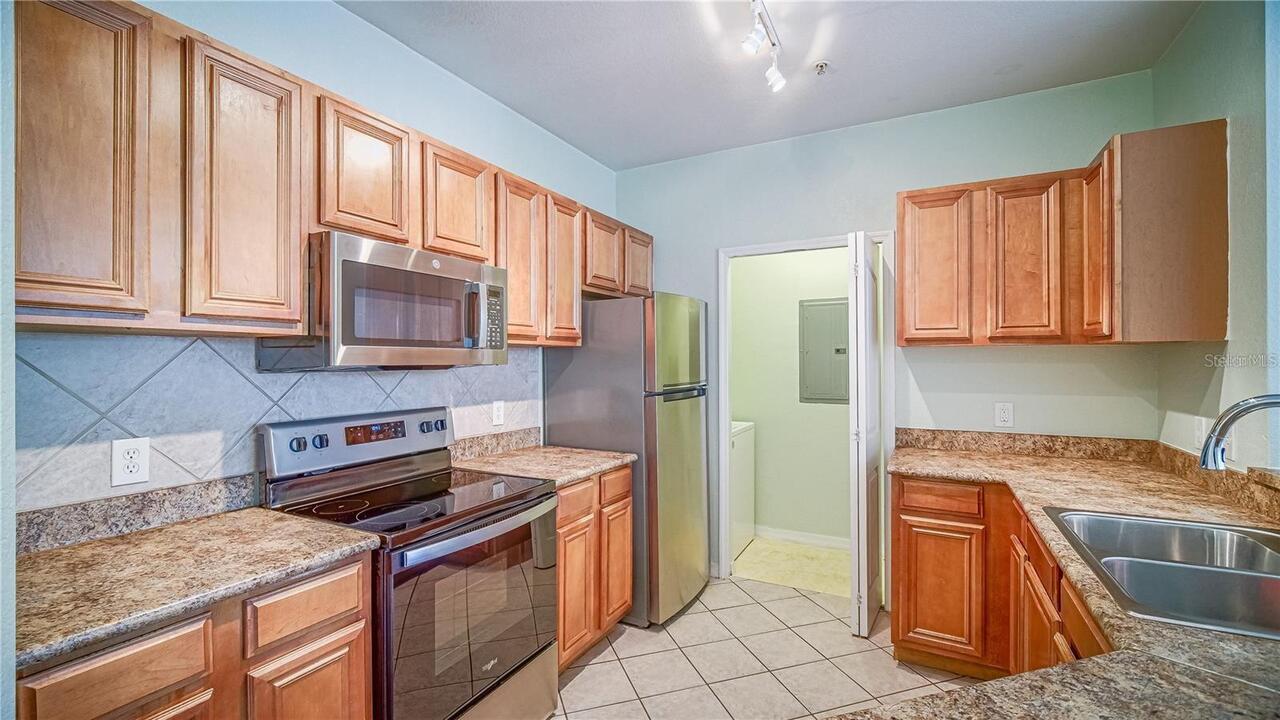 Listing Photo 11
