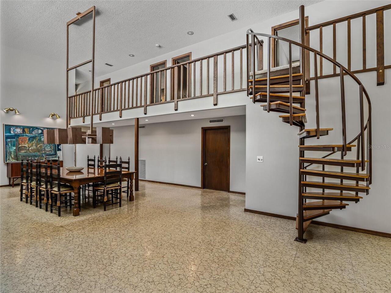 Listing Photo 16