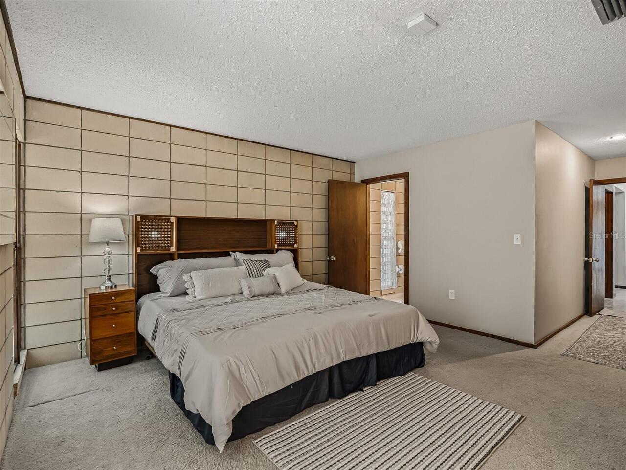 Listing Photo 29