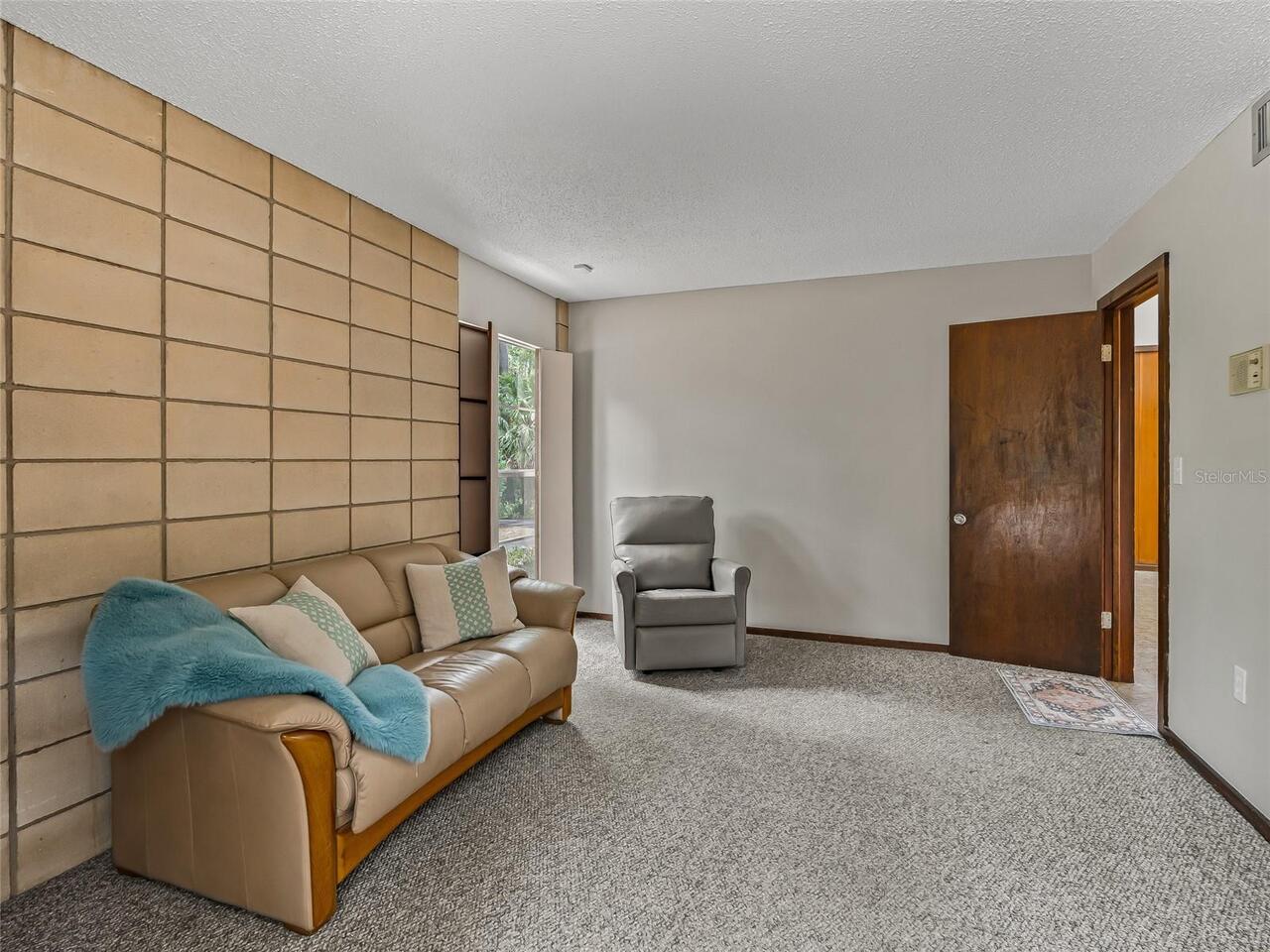 Listing Photo 33