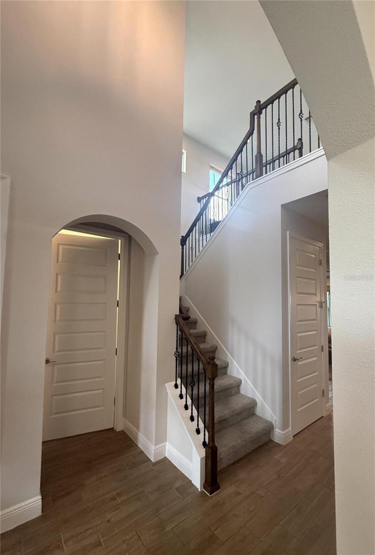 Listing Photo 11