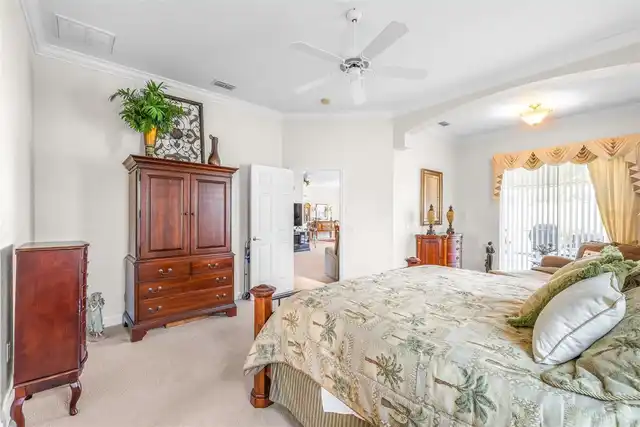 Listing Photo 14