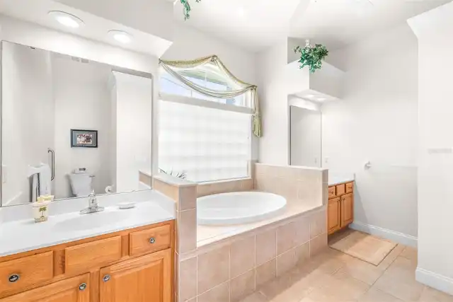 Listing Photo 17