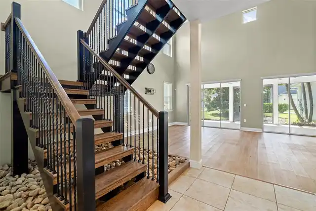 Listing Photo 6