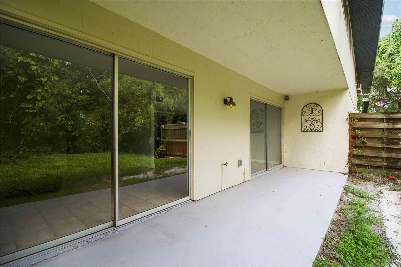 Listing Photo 12