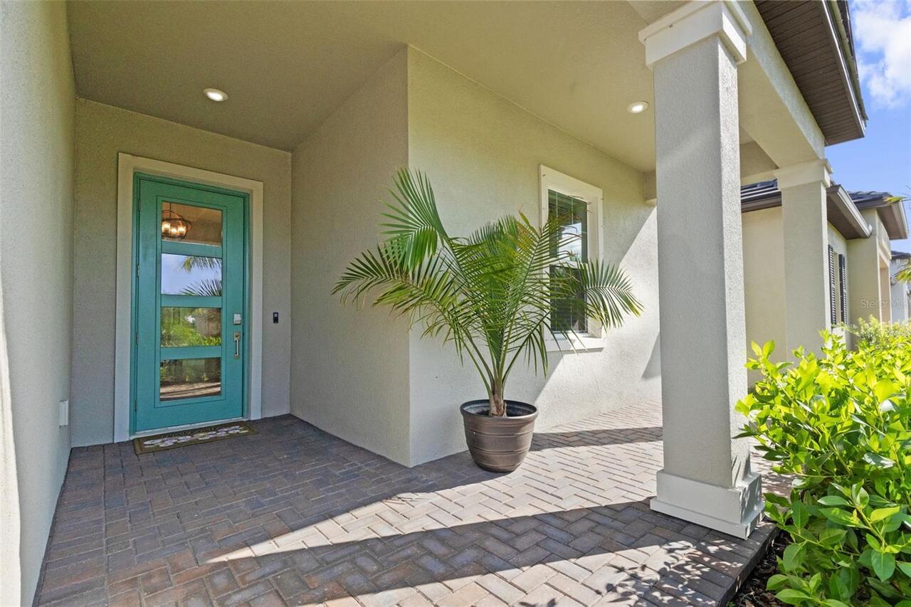 Listing Photo 8