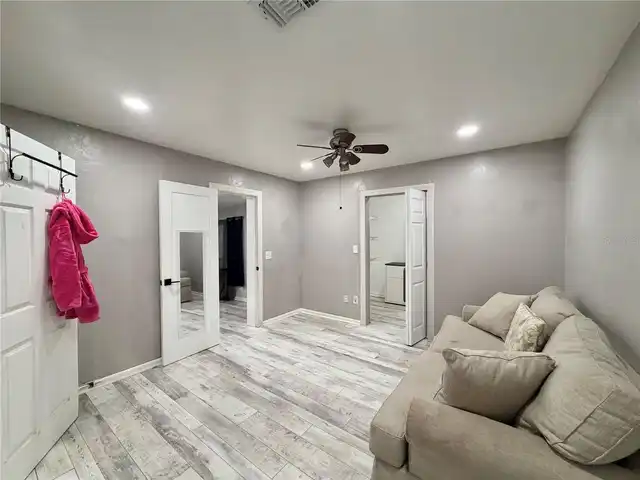 Listing Photo 20
