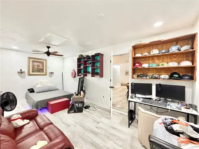 Listing Photo 28