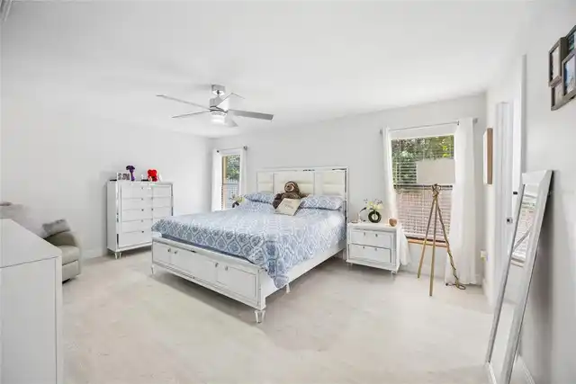Listing Photo 12