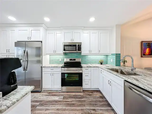 Listing Photo 16