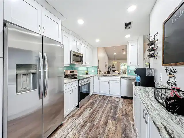 Listing Photo 23
