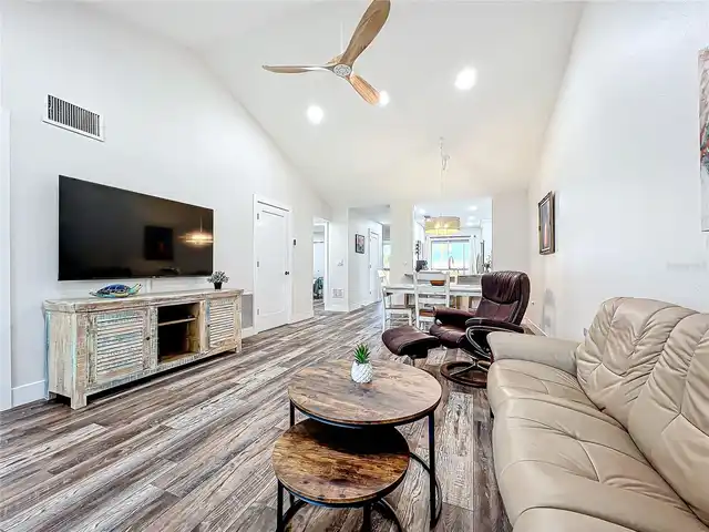 Listing Photo 33