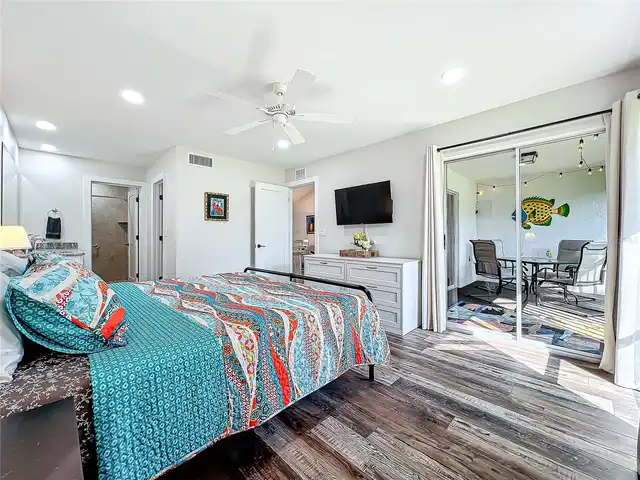Listing Photo 35