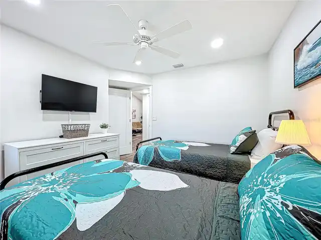 Listing Photo 50