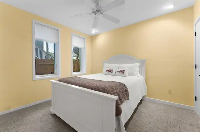 Listing Photo 15