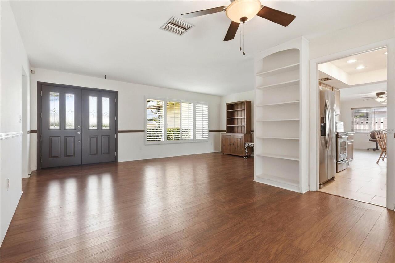 Listing Photo 8