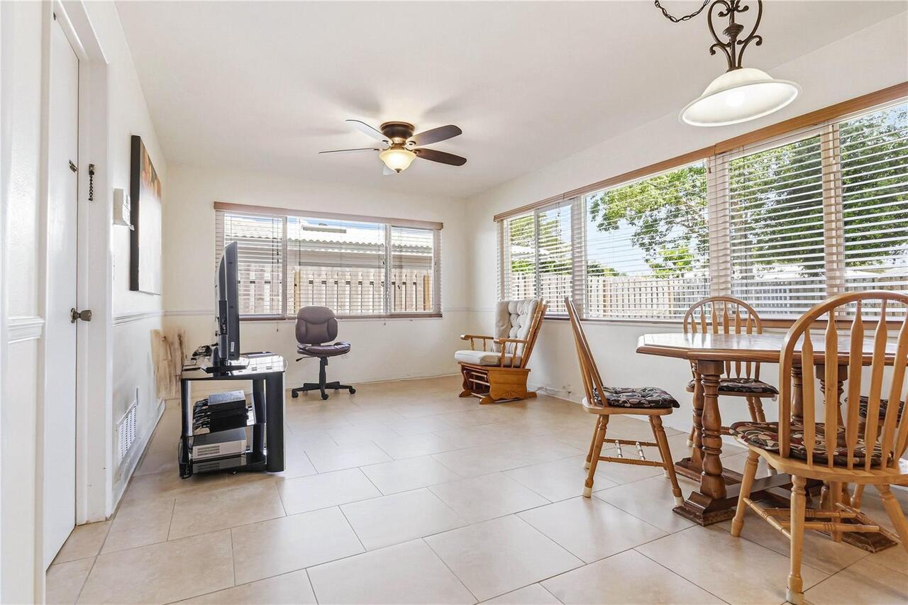 Listing Photo 11
