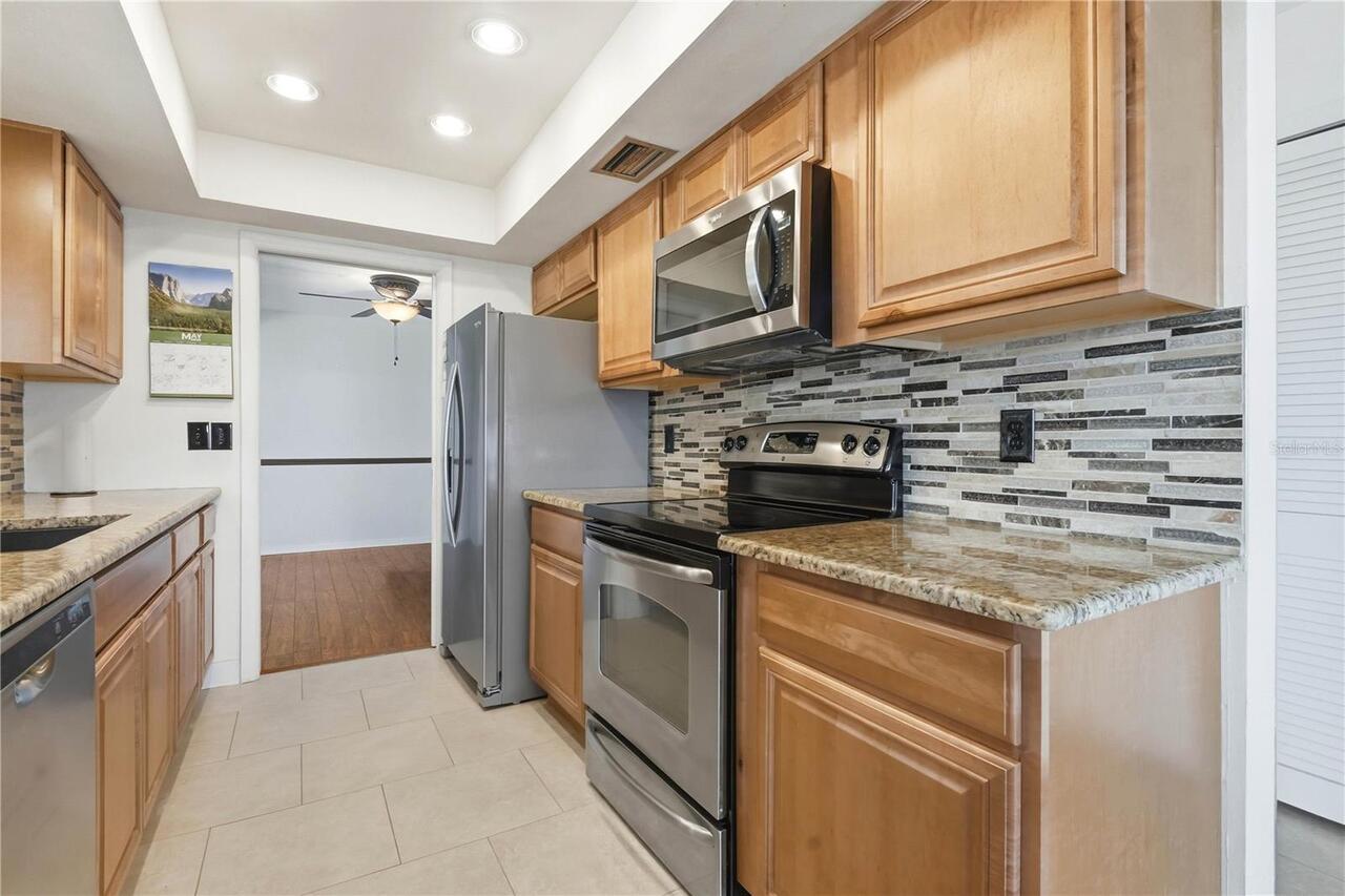 Listing Photo 15