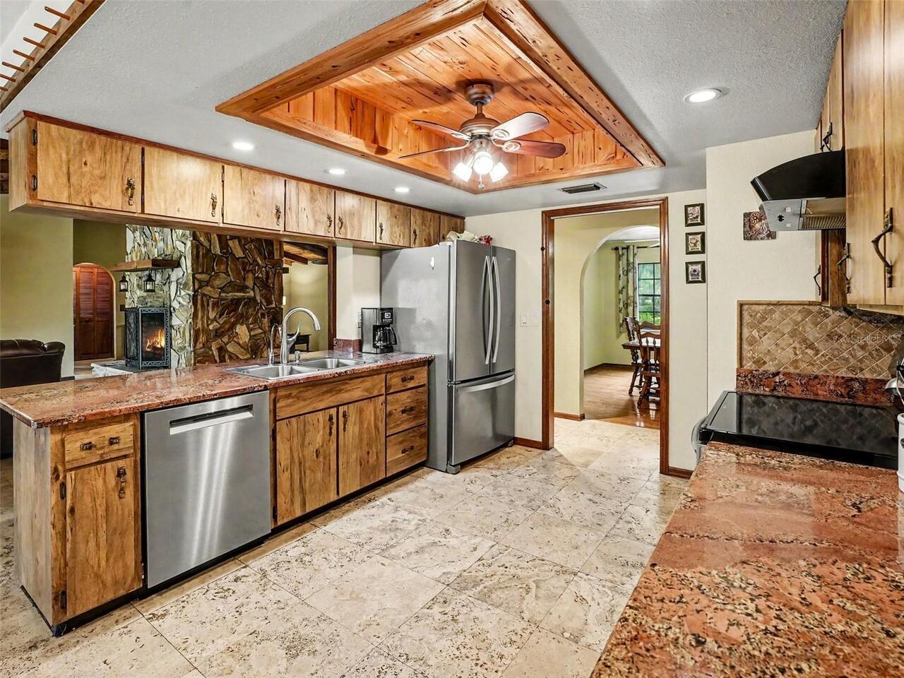 Listing Photo 16