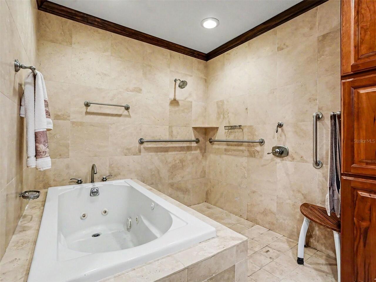 Listing Photo 19
