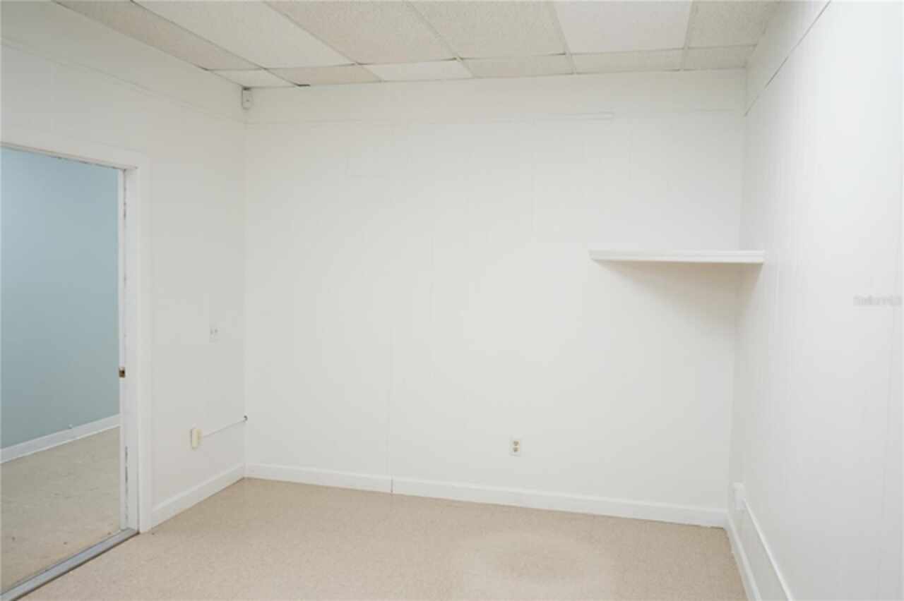 Listing Photo 19
