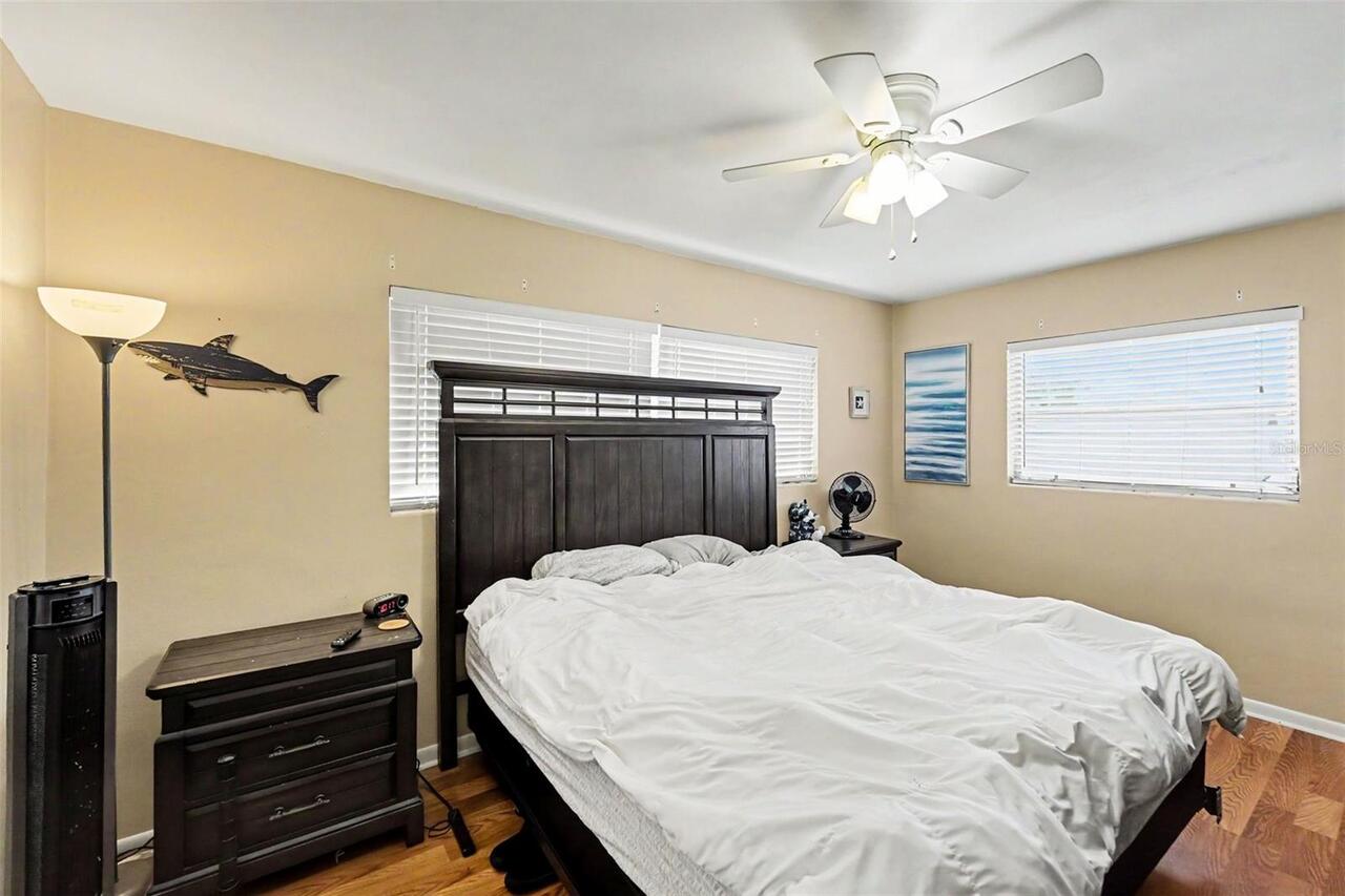 Listing Photo 9