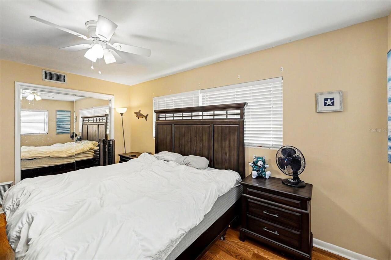 Listing Photo 10