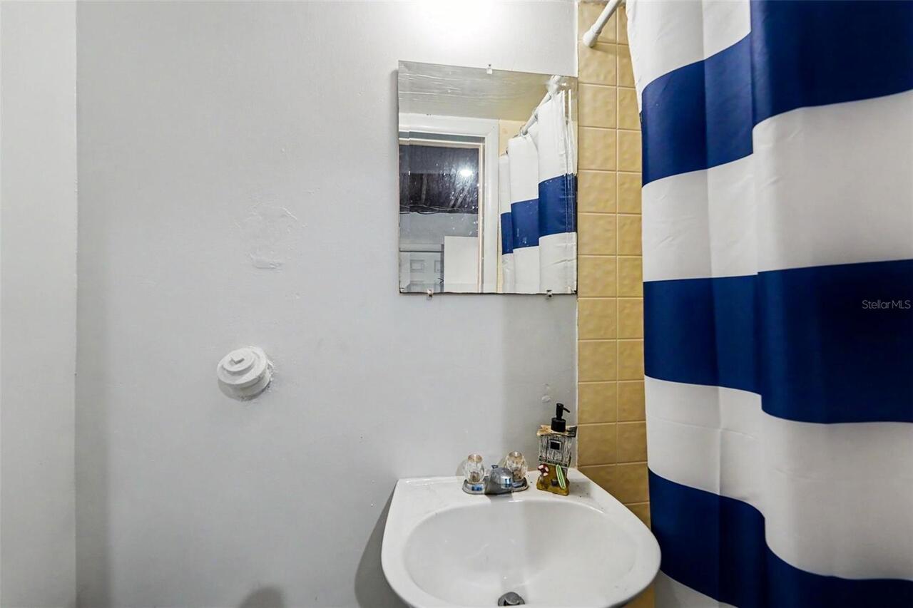 Listing Photo 14