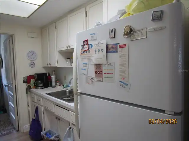 Listing Photo 8