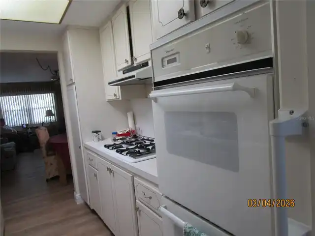 Listing Photo 9