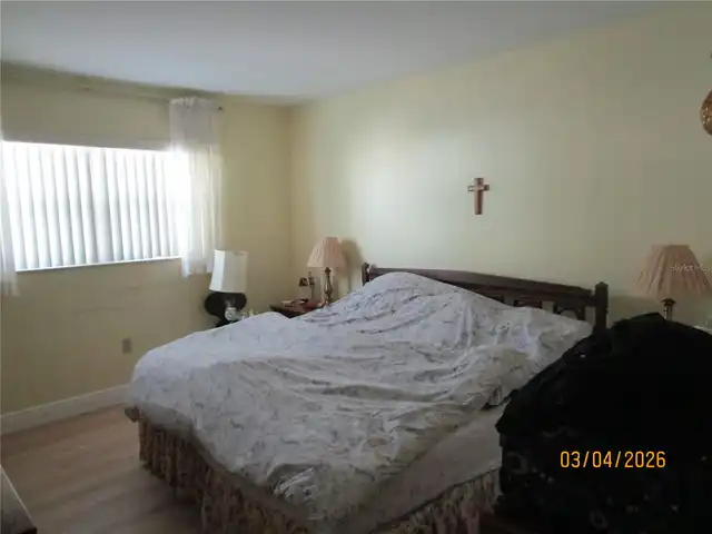 Listing Photo 14