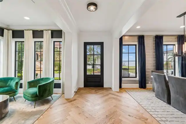 Listing Photo 18