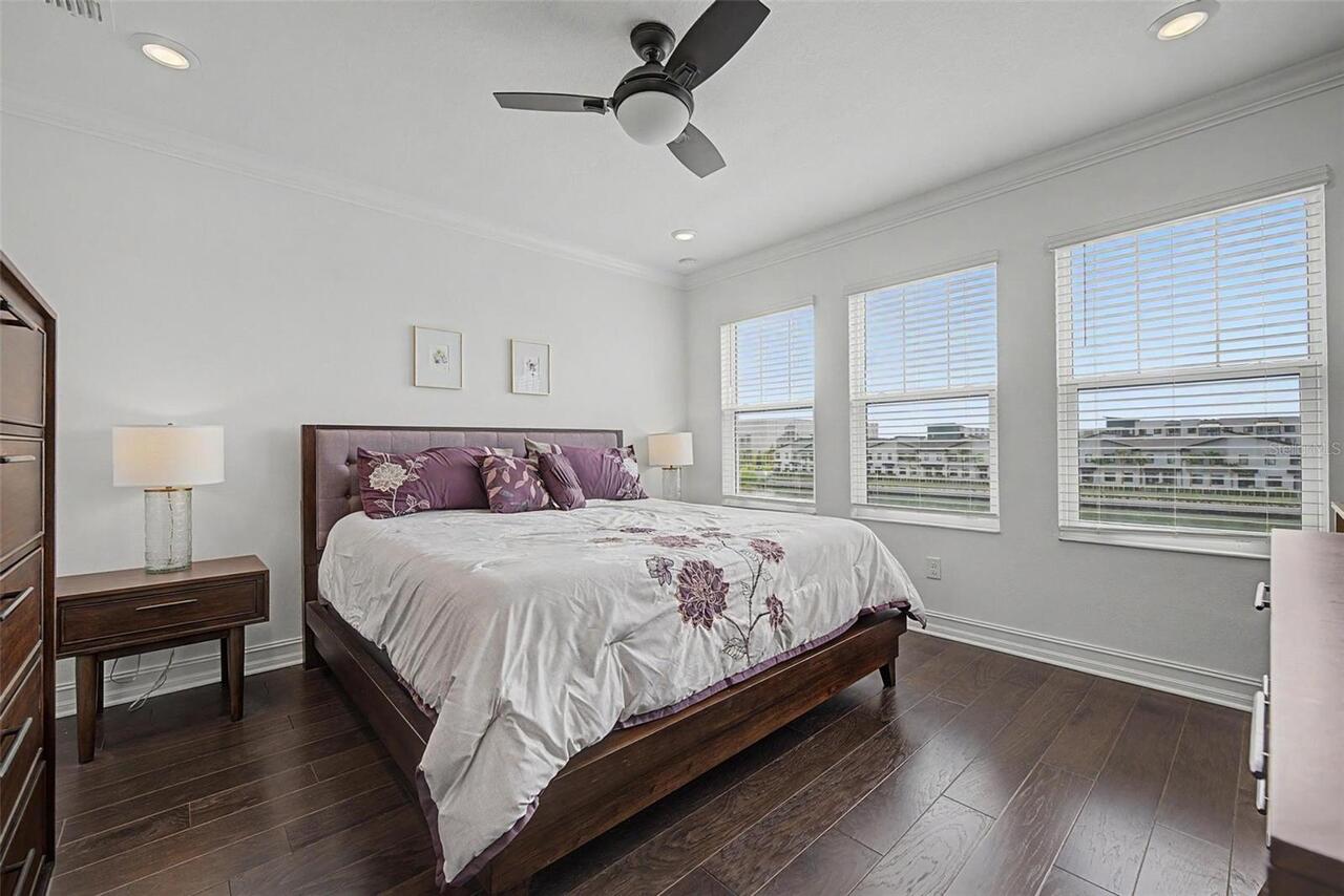 Listing Photo 33