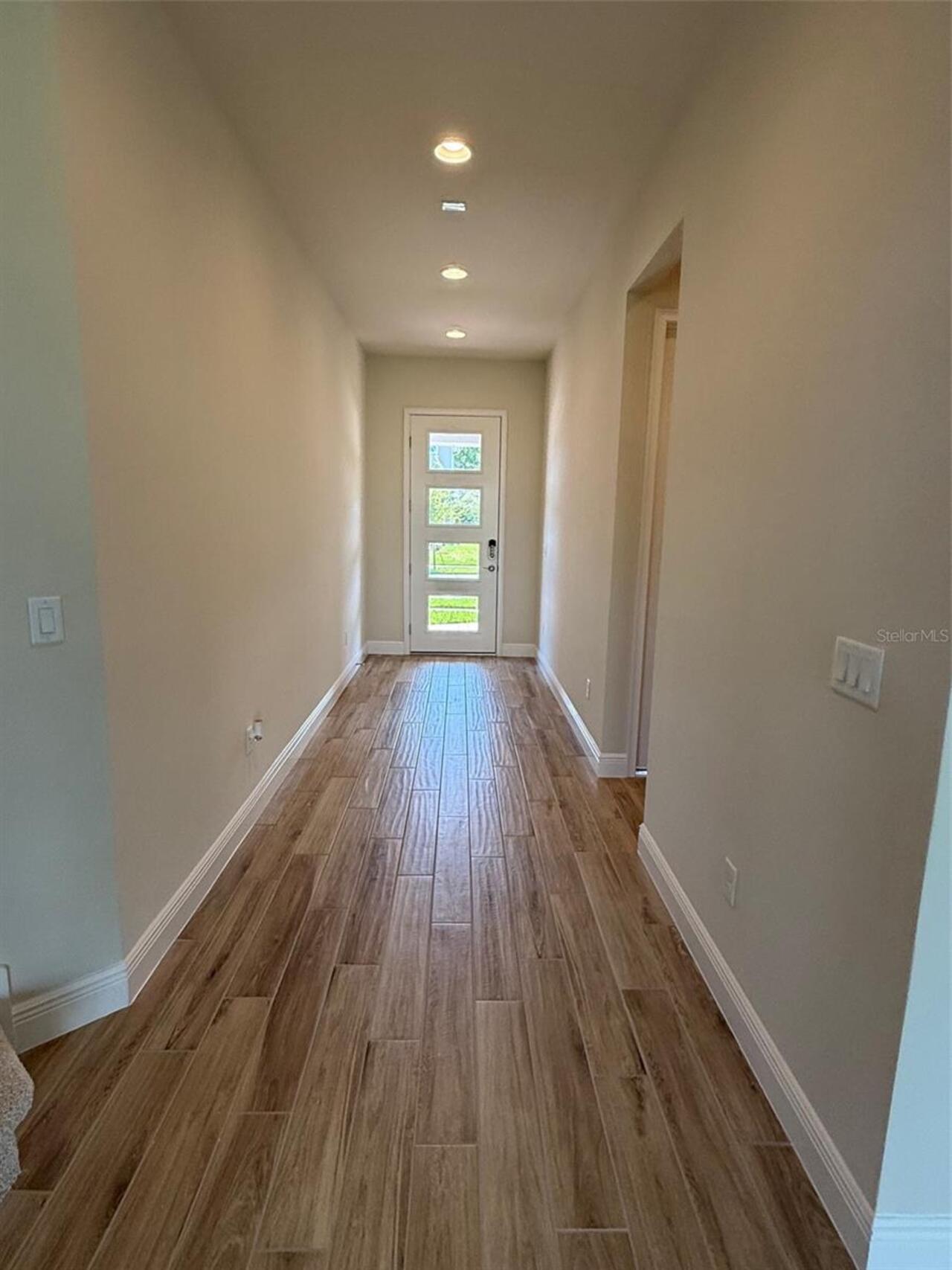 Listing Photo 8