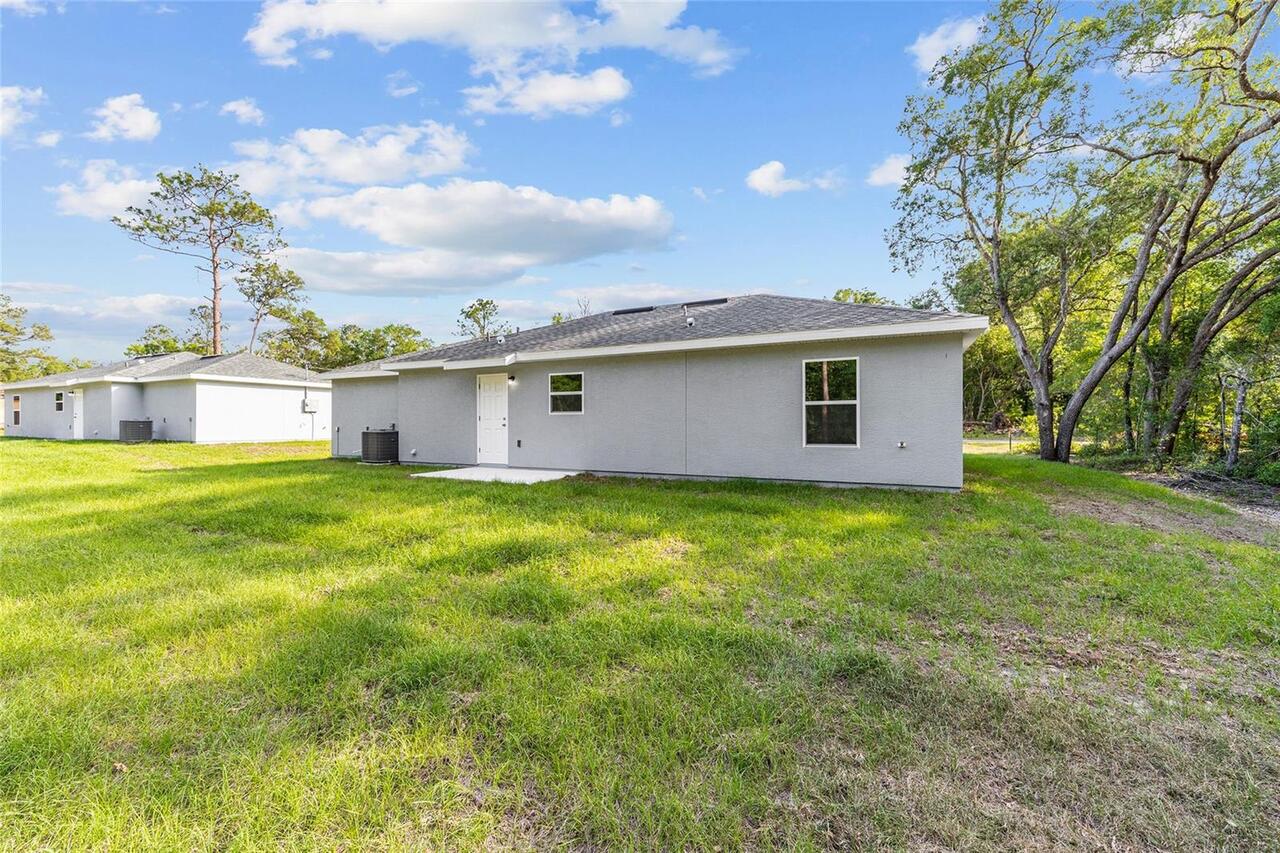 Listing Photo 8