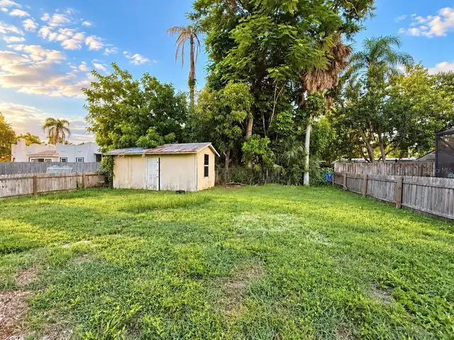 Listing Photo 21