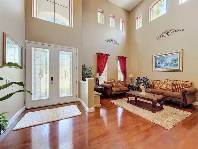 Listing Photo 7