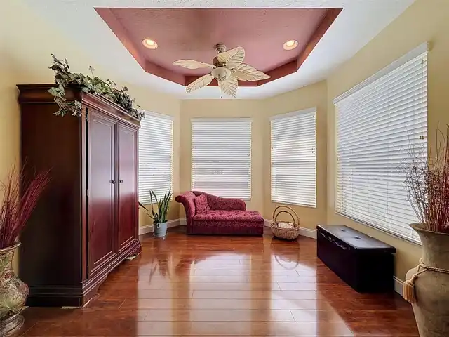 Listing Photo 19