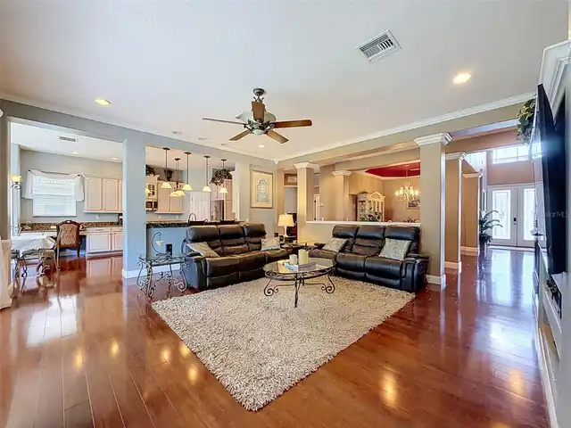 Listing Photo 15